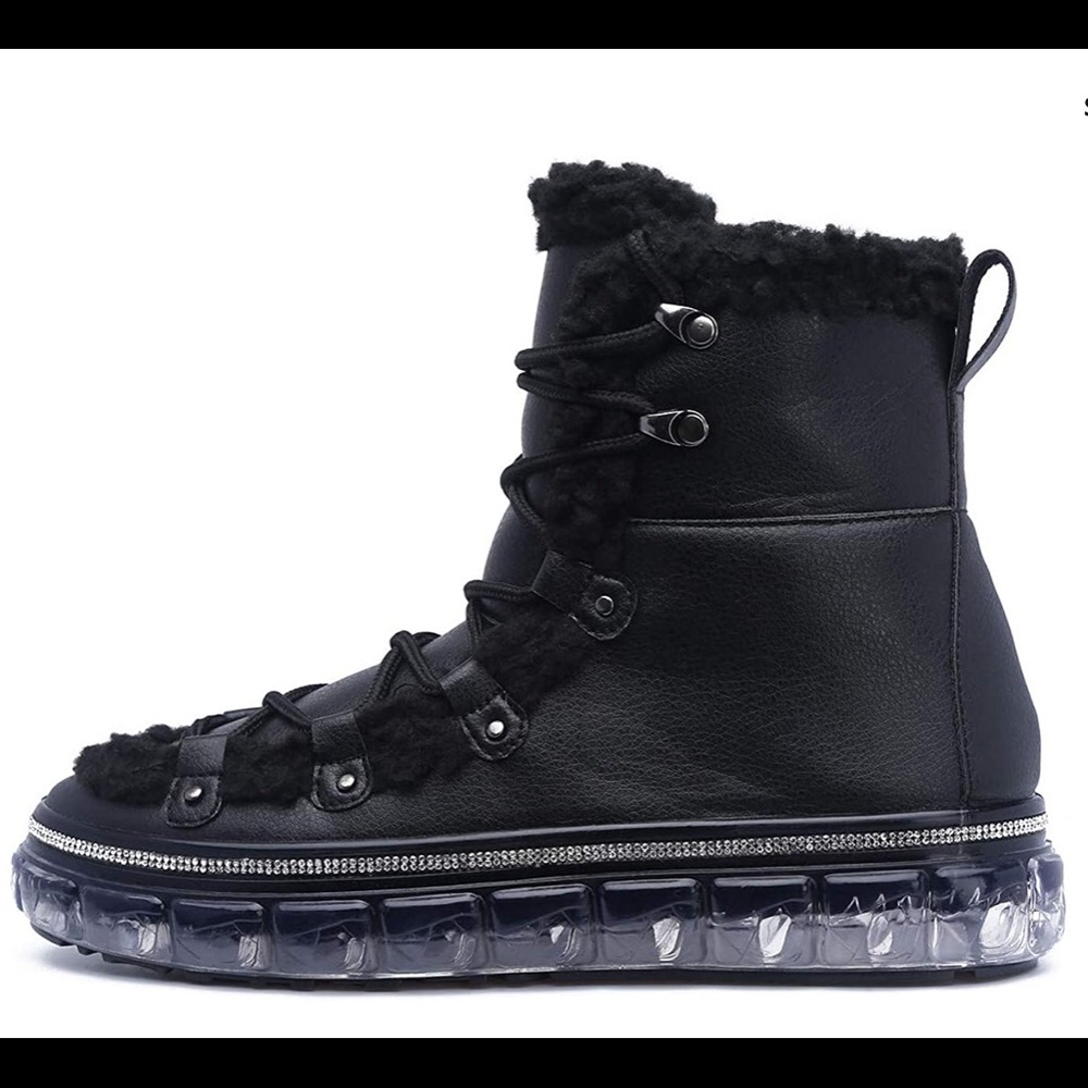 NWB Cape Robbin Huggie Warm Winter Boots for Women Sz 10